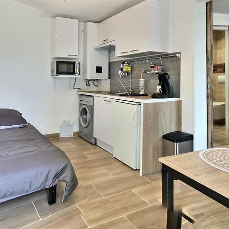 Bleu Lavande - Coquet Appartement Ambiance Village イストル エクステリア 写真